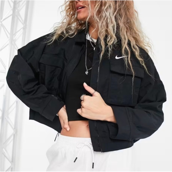 Nike Jackets & Blazers - NIKE Woven Field Jacket women’s Medium black sportswear essential